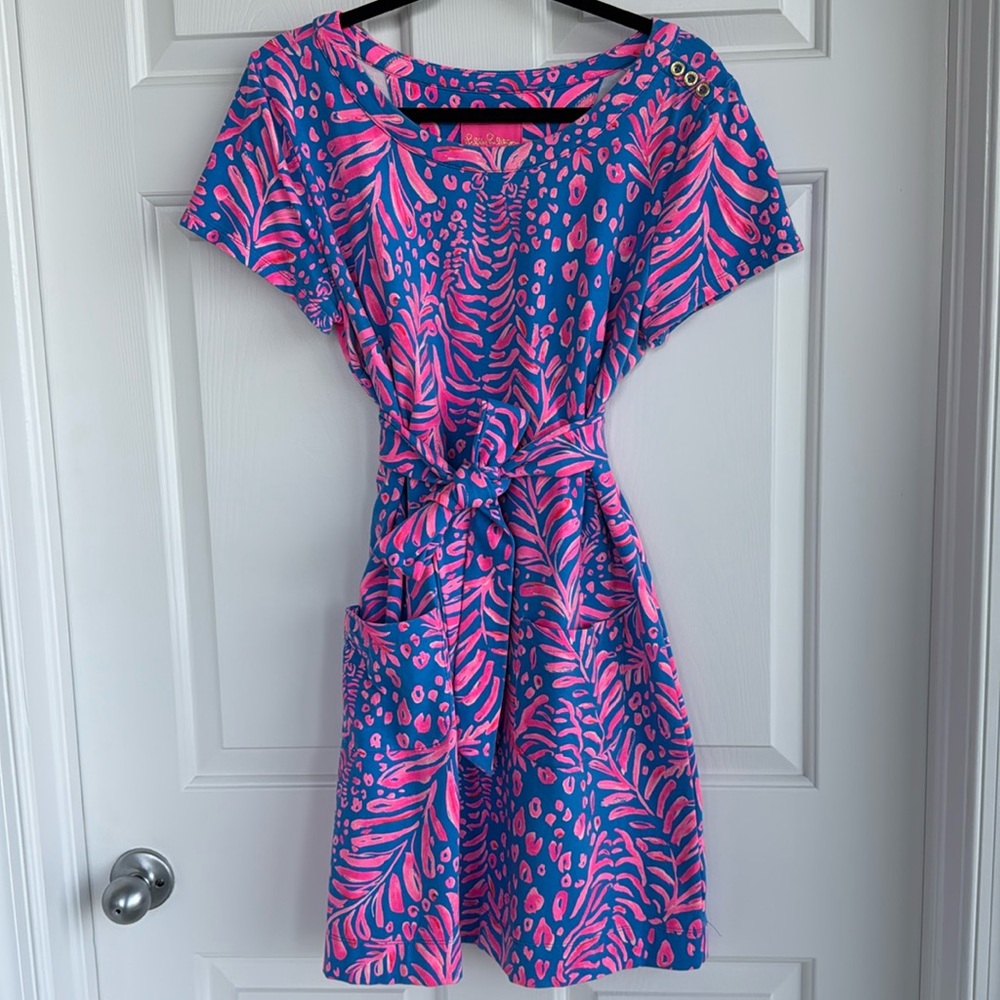 Lilly Pulitzer Pundy Blue La Zebra Short Sleeve Cotton Dress with Belt.